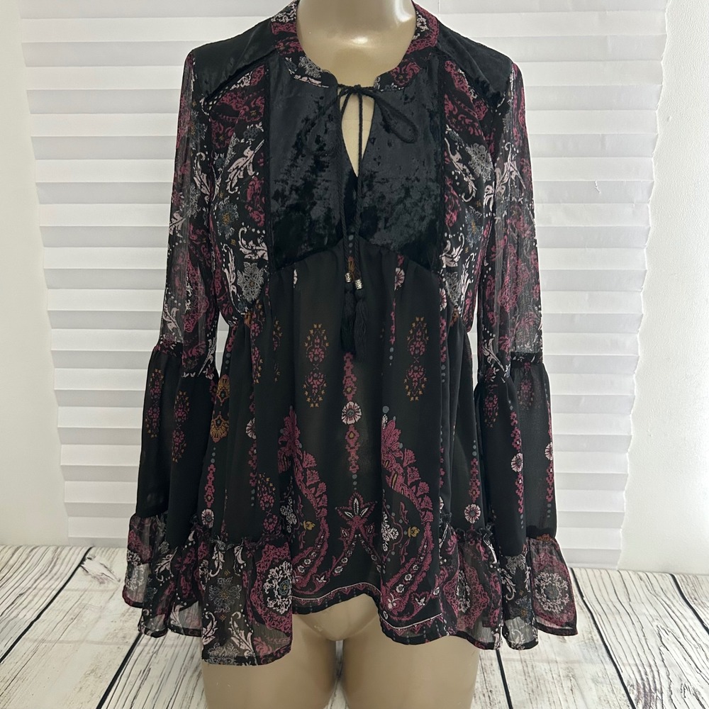 Knox Rose Womens Babydoll Top Black Velvet Lace Whimsigoth Bell Sleeve Boho XS